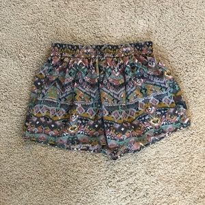 Shorts 🌞 with elastic waste